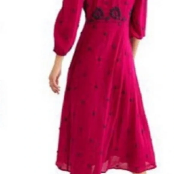 Elegant Pink Floral Dress - Picture 2 of 4